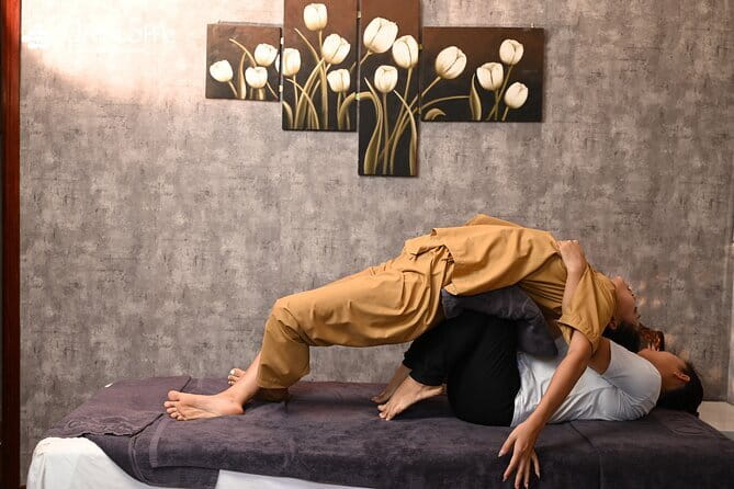 Experience Asian Style Full Body Massage Therapy - Who Will Like This Experience Most