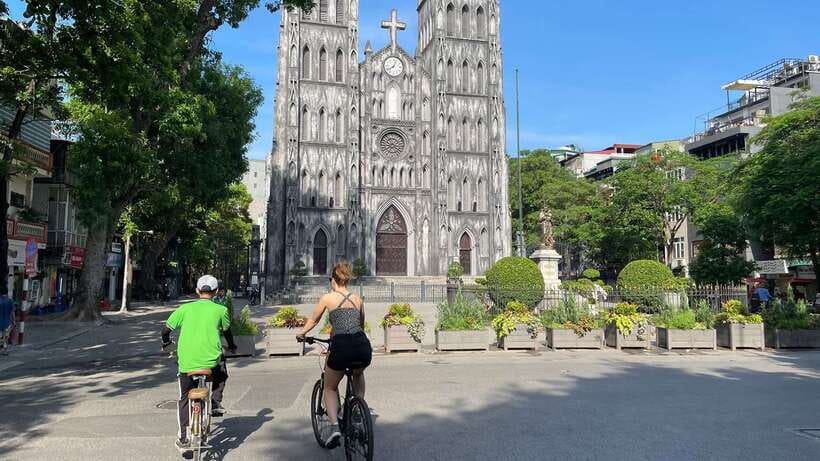 Explore Hanoi Old City By Cycling Tour With Small Groups - Who should book this Hanoi cycling tour?