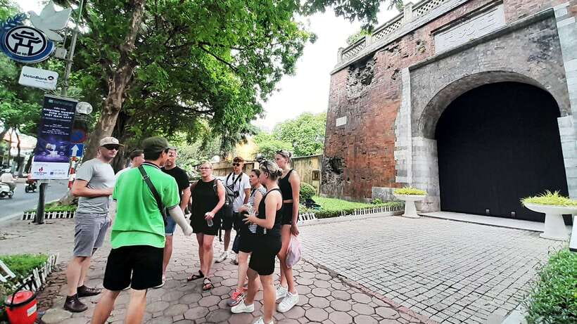 Explore Hanoi Old City By Cycling Tour With Small Groups - How difficult is the ride?