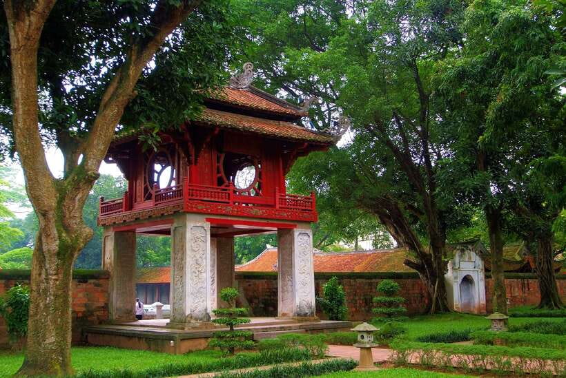Explore Hanoi Old City By Cycling Tour With Small Groups - From Hoi Vu Street to West Lake