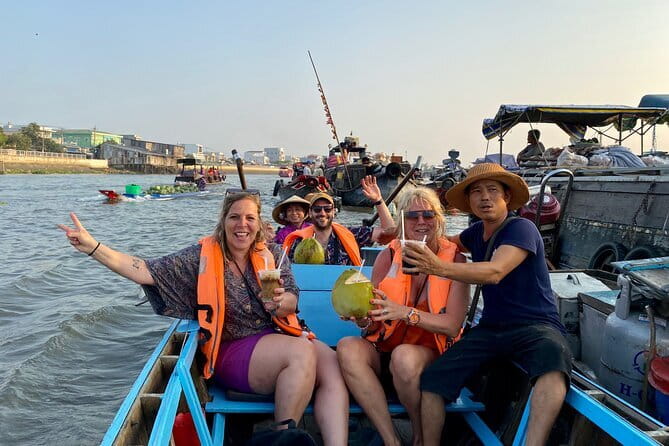 Floating Market & Hidden Canals – Small Group Morning Boat Tour - Key details before you book