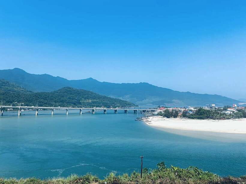 From Da Nang/Hoian/Hue: Hue Imperial City Full-Day Tour - A Vietnamese lunch that earns its place