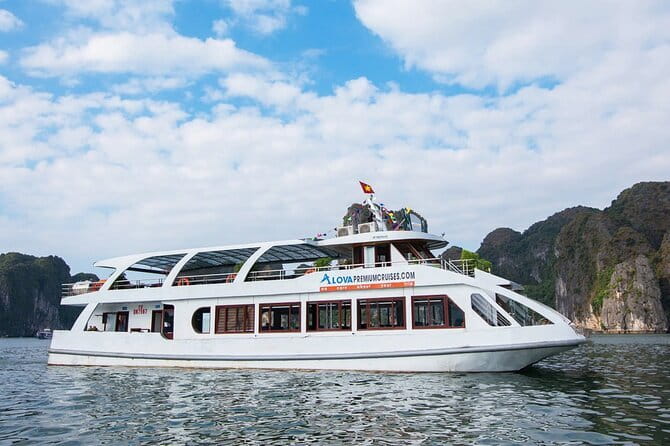 From Hanoi: 1-Day Halong 5-Star Cruises with Big & Small Groups - Sung Sot Cave and the first climb