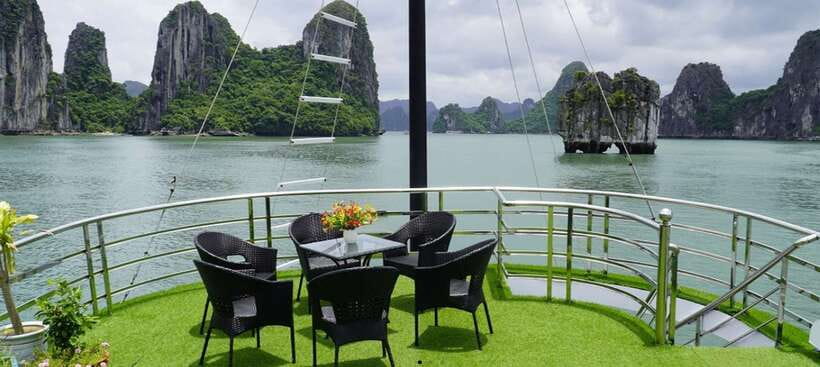 From Hanoi: 1 -Day Halong Bay Cruise With Big & Small Groups - Why this day cruise works for short stays
