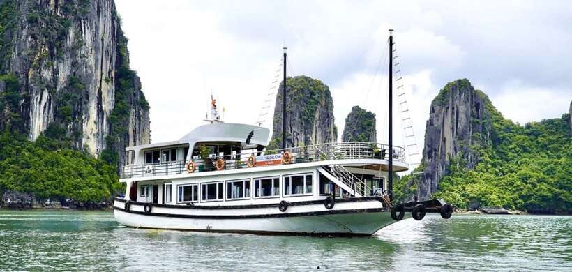 From Hanoi: 1 -Day Halong Bay Cruise With Big & Small Groups - Boarding at Tuan Chau Marina