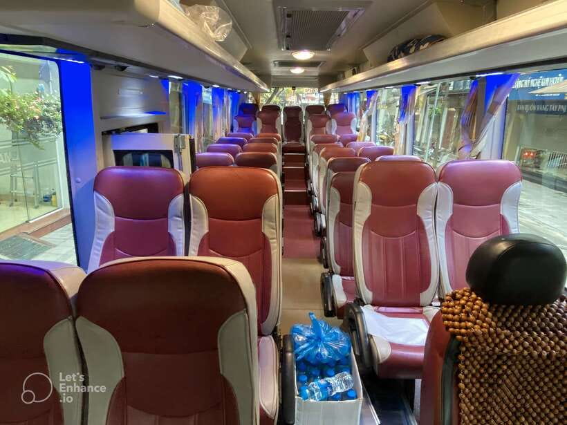 From Hanoi: 1 -Day Halong Bay Cruise With Big & Small Groups - Lunch with limestone views