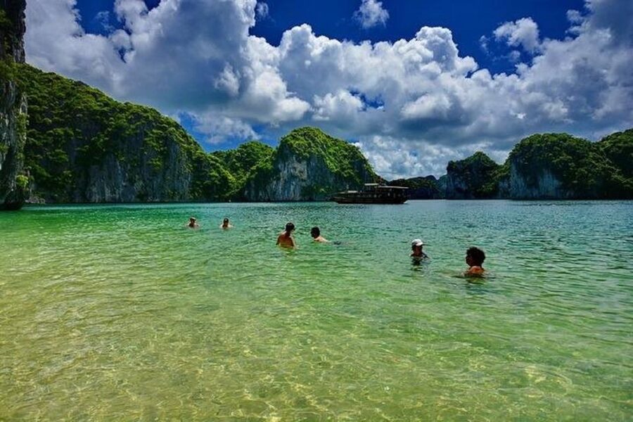 From Hanoi: 2-Day Ha Long Bay Tour with Ninh Binh and Cruise - Mua Cave and the 500 steps to the view