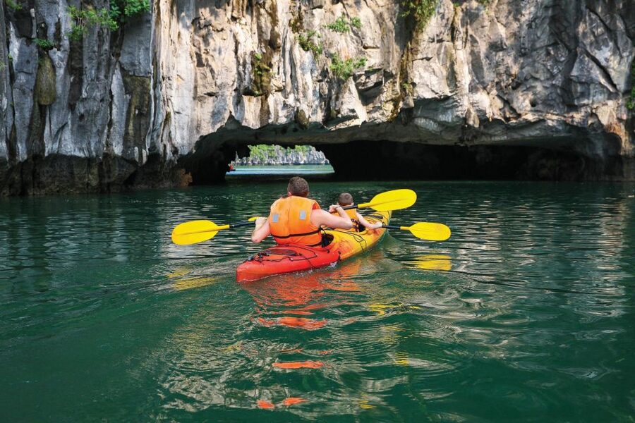 From Hanoi: 2-Day Halong and Lan Ha Bay La Pandora Cruise - Lunch among the limestone islets