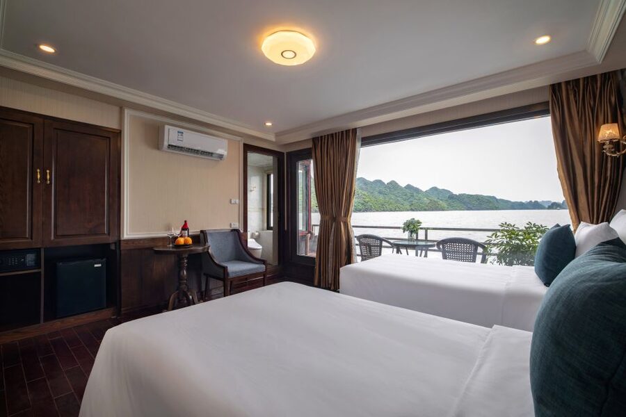 From Hanoi: 2-Day Halong and Lan Ha Bay La Pandora Cruise - Lan Ha Bay and the quieter Ong Cam area
