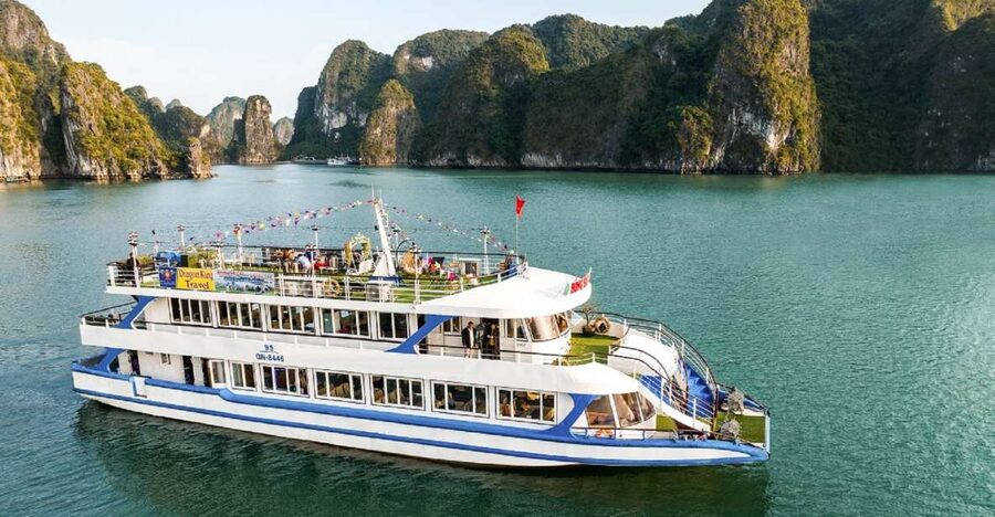 From Hanoi: 2-Day Ninh Binh Tour with Ha Long Bay Cruise - Day 1: Hoa Lu and Vietnam’s early royal capital