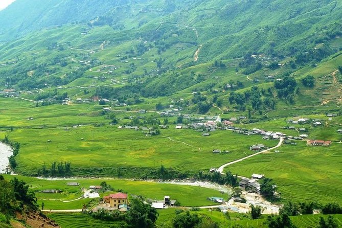 From Hanoi: 2-Day Overnight Sapa Tour by Luxury Van Limousine - Food, shopping, and the village encounter