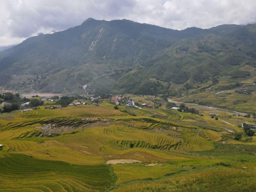 From Hanoi: 2-Day Sapa Trekking Trip with Homestay & Meals - Free time in Sapa before the return bus