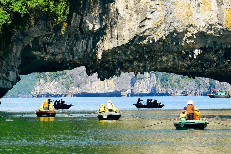 From Hanoi: 3-Day Luxury Tour Ninh Binh & Ha Long Bay Cruise - The 500-step climb at Mua Cave