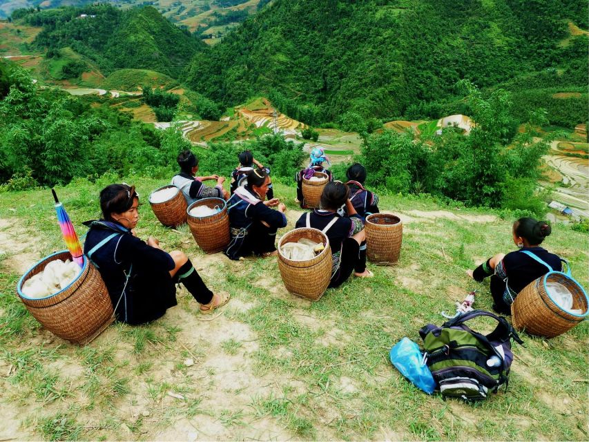 From Hanoi: Explore Sapa 2-Day Tour - The overnight sleeper bus from Hanoi
