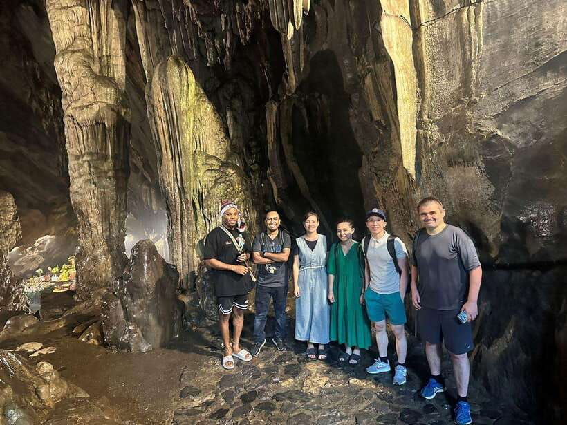 From Hanoi: Full-Day Perfume Pagoda Group Tour with Lunch - Huong Tich Cave: choose your knees or your cable car