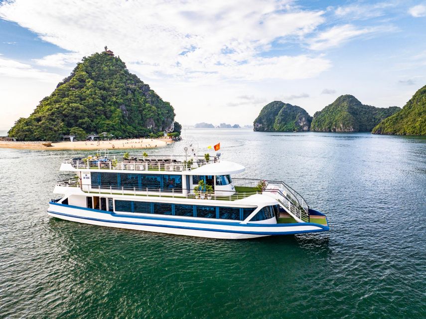 From Hanoi: Ha Long Bay 5-star Day Cruise with Buffet Lunch - Buffet lunch with limestone views