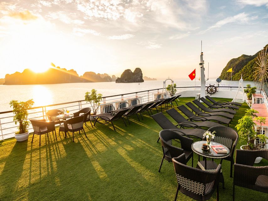 From Hanoi: Ha Long Bay 5-star Day Cruise with Buffet Lunch - The morning ride from Hanoi’s Old Quarter