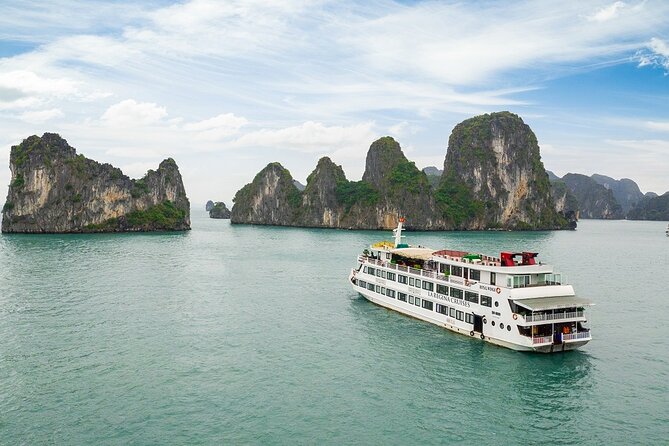From Hanoi: Ha Long Bay Day tour 4-Star with Kayaking - Leaving Hanoi at 7:30 am