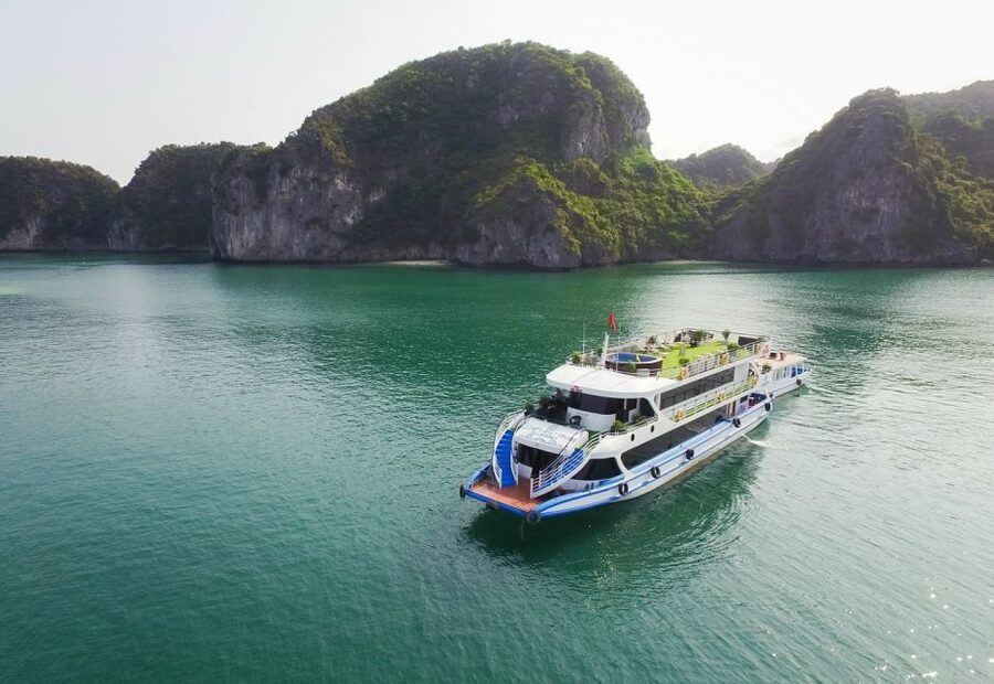 From Hanoi: Ha Long Bay Luxury Cruise Day Tour with Jacuzzi - Sunset snacks and the jacuzzi on the return cruise