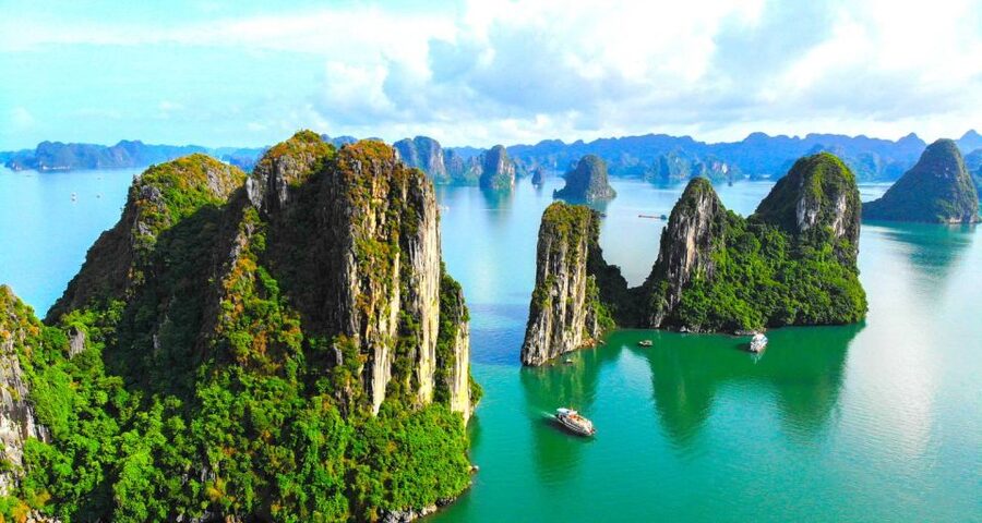 From Hanoi: Halong Bay Day Trip with Lunch and Transfers - Hanoi pickup and the long ride to the coast