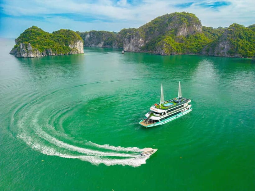 From Hanoi: Halong bay Luxury tour on 5 star cruise - Sung Sot Cave at Bo Hon Island