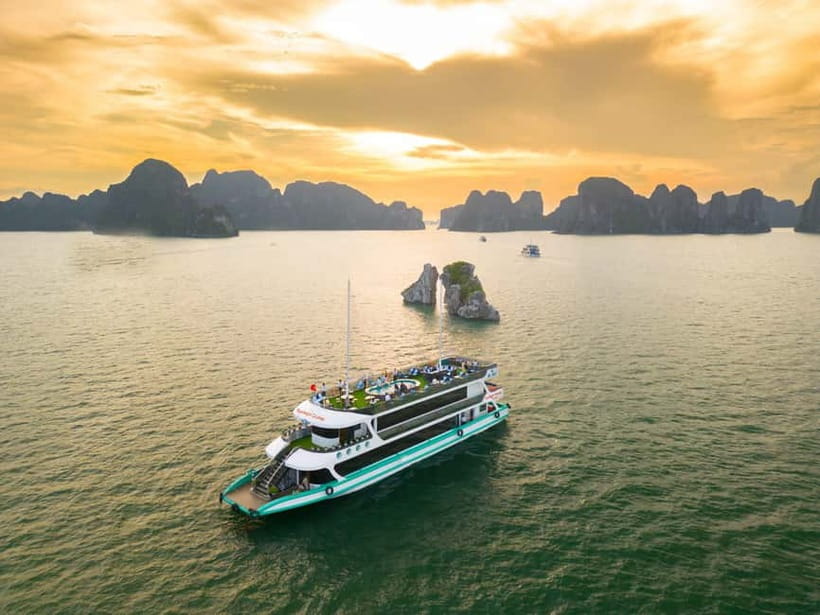 From Hanoi: Halong bay Luxury tour on 5 star cruise - Starting from Hanoi at 8:00 to 8:45