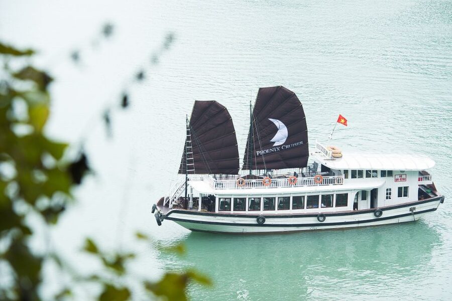 From Hanoi: Halong day trip, Route 2, 6hours, Small group - Why this Halong Bay day trip works