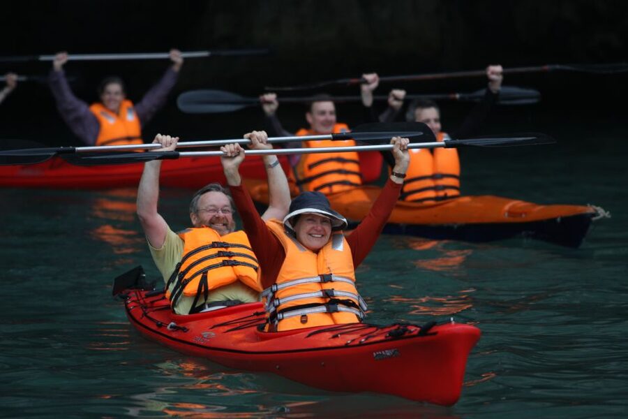 From Hanoi: Halong day trip, Route 2, 6hours, Small group - Lunch while the boat reaches the bay