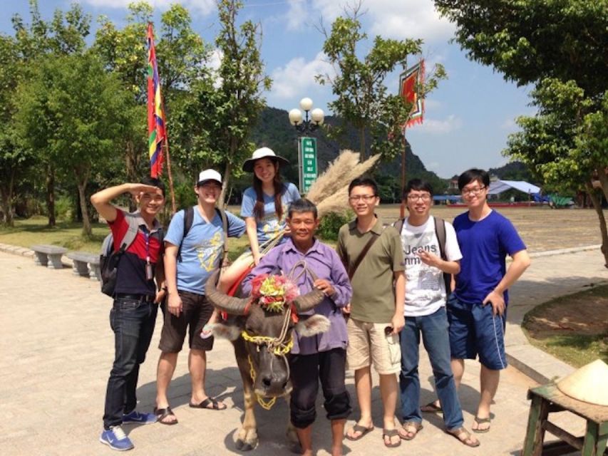 From Hanoi: Hoa Lu, Hang Mua Hike, Tam Coc Boat, and Lunch - Guide quality and the pace of the day