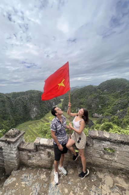 From Hanoi: Hoa Lu, Mua Cave and Tam Coc Full-Day Trip - Transport, timing, and the shape of the day
