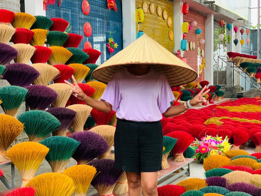 From Hanoi: Incense Village, Conical Hat and HaThai Art Tour - Lunch at a local artisan’s home