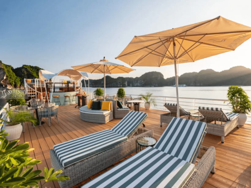 From Hanoi: Lan Ha Bay and Cat Ba Island Cruise with Lunch - The ride back and a small sunset snack
