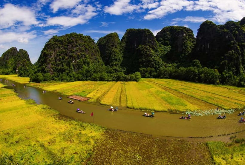 From Hanoi: Ninh Binh Boat Ride, Mua Cave Hike, Temple Visit - Bai Dinh Pagoda and its added fee