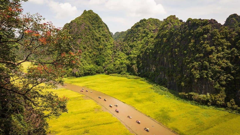 From Hanoi: Ninh Binh- Hoa Lu-Tam Coc- Mua Cave- Highlight - Key points at a glance