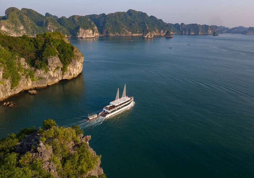 From Hanoi or Halong: Halong Bay Day Cruise - Leaving Hanoi at 7:00 for the coast
