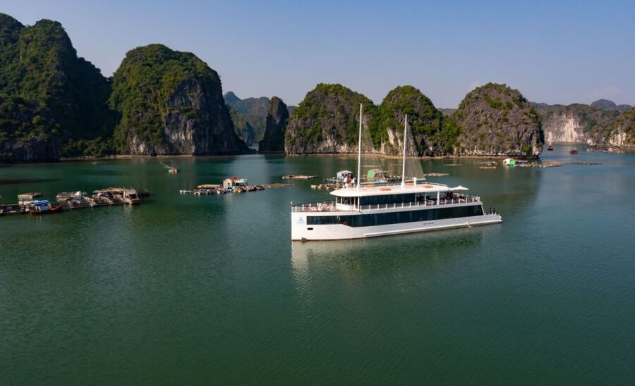 From Hanoi or Halong: Halong Bay Day Cruise - Who will enjoy this cruise most?