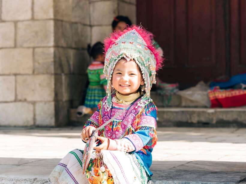 From Hanoi: Premium 2-Day Sapa Adventure with DCAR Limousine - Day two at Giang Ta Chai and the Red Dao community