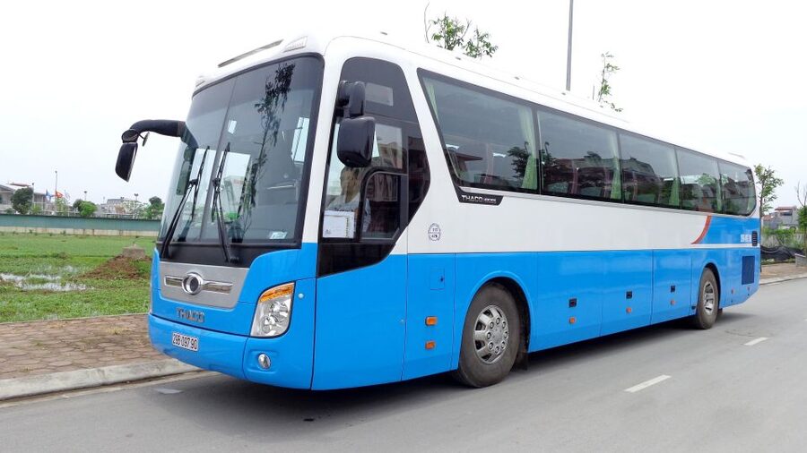 From Hanoi: Sapa 3-Day Medium Trek and Limousine Trip - The guides are the strongest part of the trip