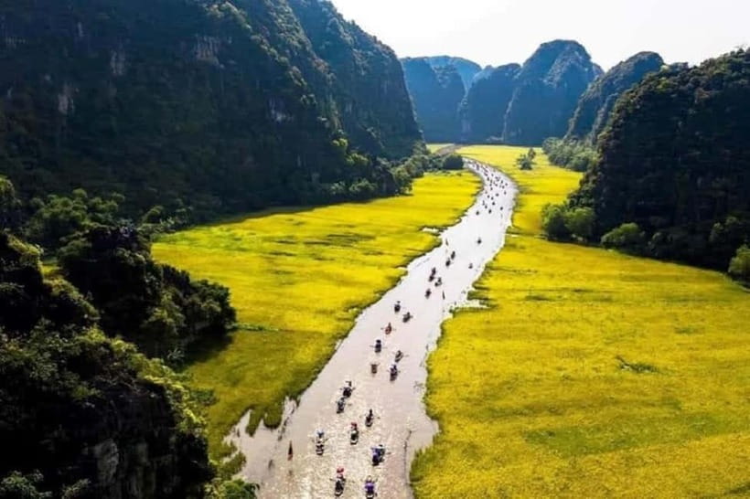 From Hanoi: Tam Coc Boat Trip and Hoa Lu & Mua Cave Tour - Buffet lunch and the practical middle of the day