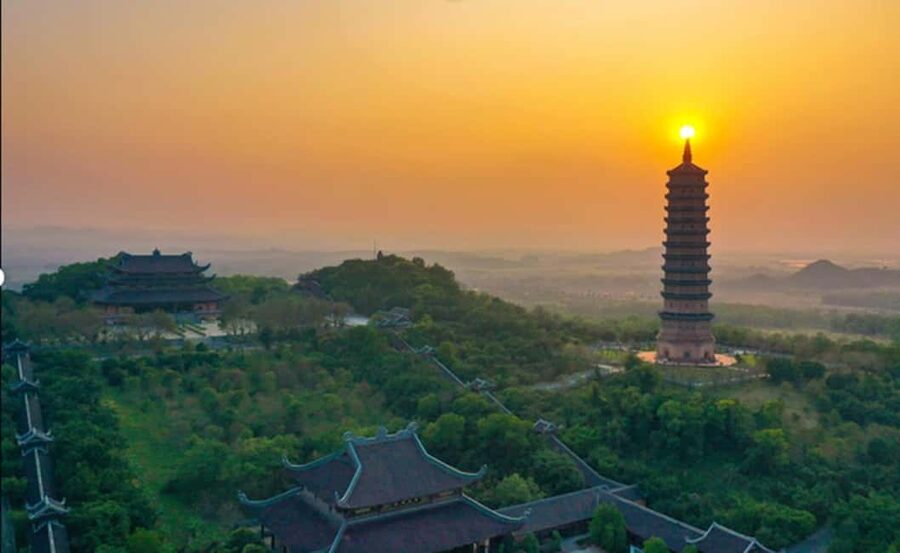 From Hanoi: Trang An Eco-tourism -Bai Dinh pagoda & Mua Cave - Returning to Hanoi after a full day