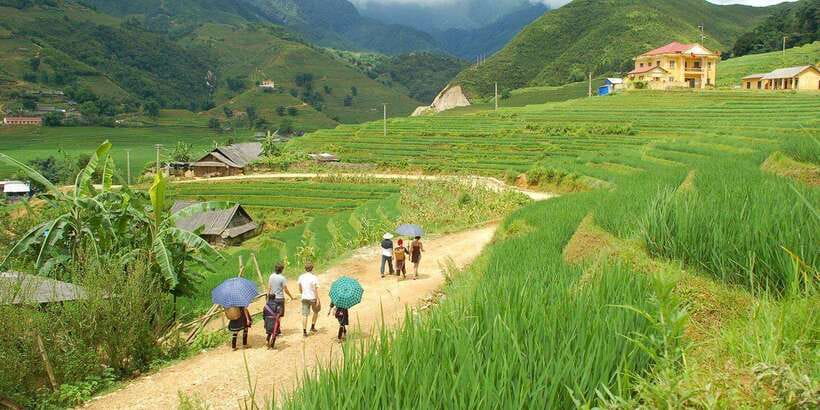 From Hanoi: Trek and Stay: 3-Day Sapa Highlands Adventure - Ta Van homestay: the heart of the trip
