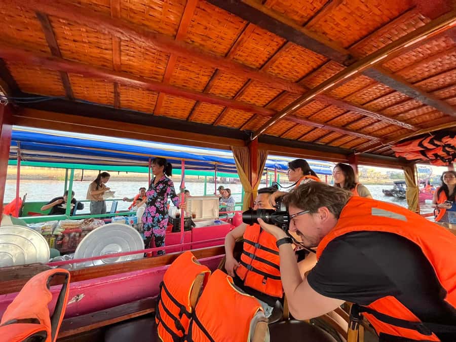 From HCM: Mekong Delta & Cai Rang Floating Market 2-Day Tour - My Tho by motorboat and sampan