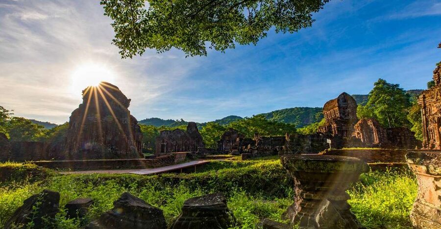 From Hoi An: Day Tour of My Son Temples and Marble Mountain - The long midday transfer and included lunch