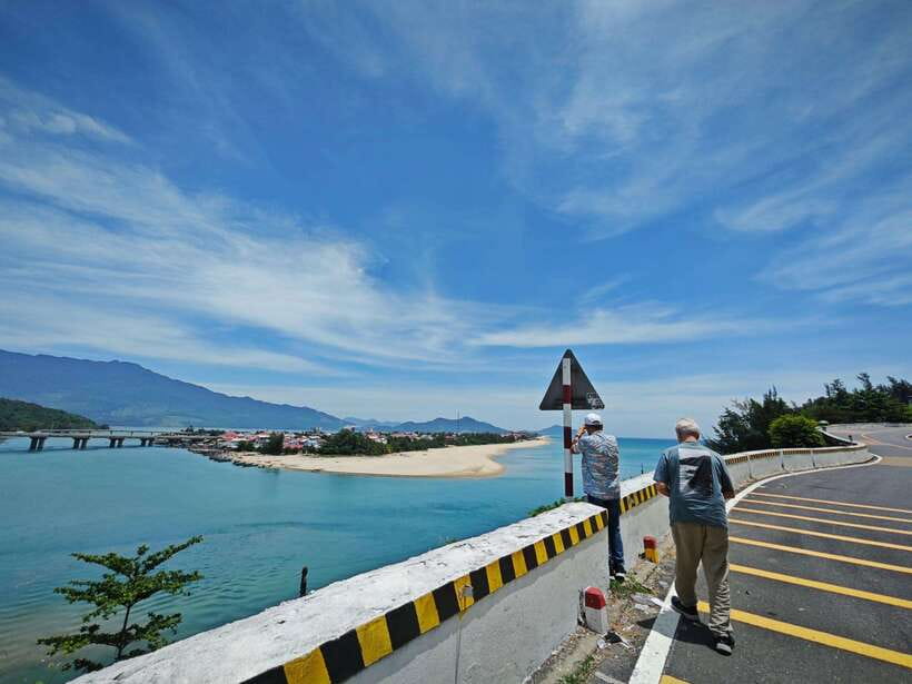 From Hue: Hoi An Bus Transfer with 4 Sightseeing Stops - Lap An Lagoon and Vietnam’s oyster farms