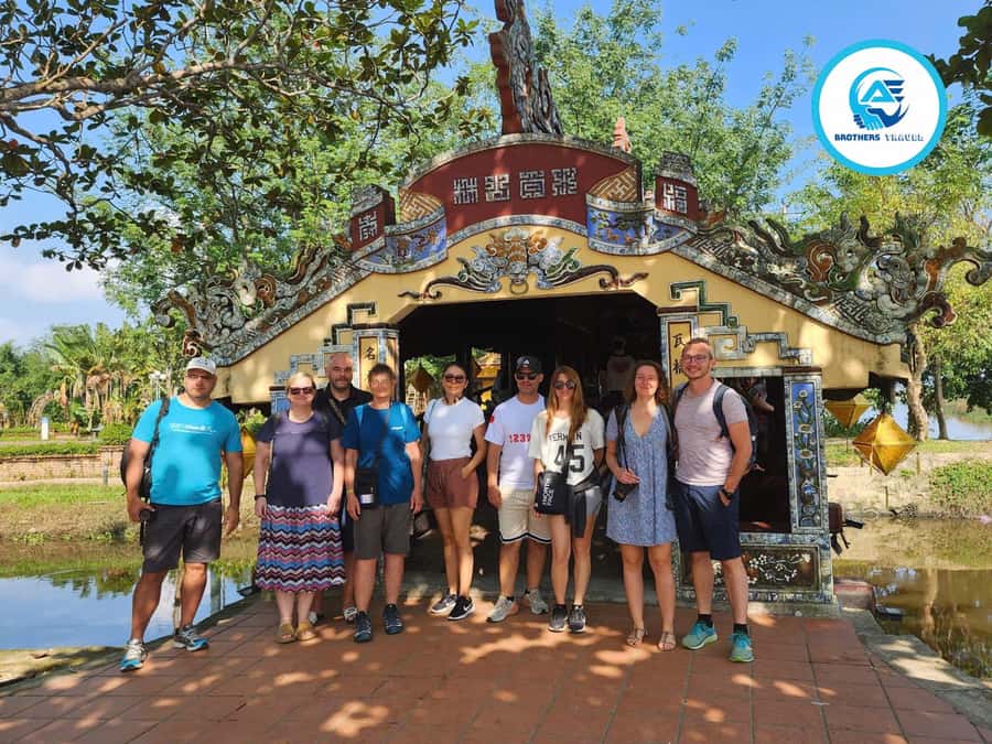 From Hue: Hoi An Guided Bus Tour with 4 Sightseeing Stops - The bus keeps the day simple