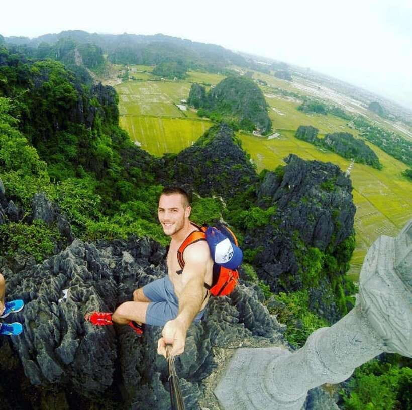 From Ninh Binh: Hoa Lu, Bai Dinh, Trang An, & Mua Cave Tour - The guides can shape the whole day