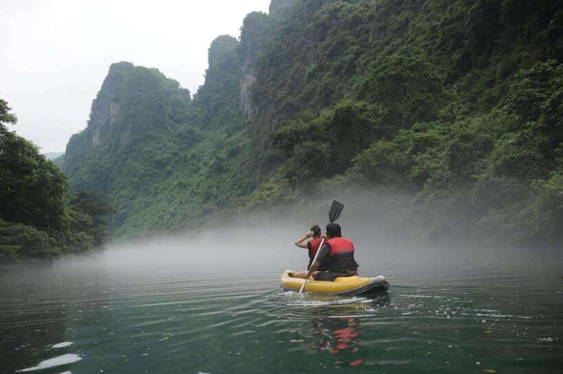 From Phong Nha/DongHoi: Paradise Cave and Zipline Dark Cave - Lunch at a local restaurant