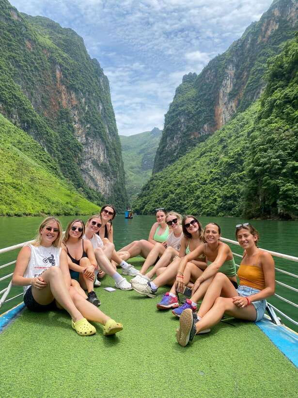 From Sapa: 2 Day Ha Giang Loop Motorbike Tour With Rider - The overnight start from Sapa to Ha Giang