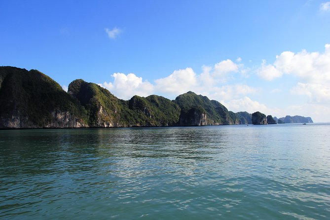 Full day boat trip with Cat Ba Captain Jack to Lan Ha Bay and Ha Long Bay - Kayaking from a floating house to Dark and Bright Cave