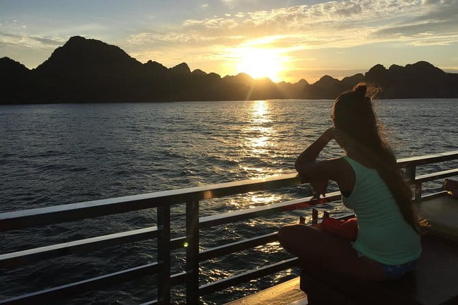 Full day deep water soloing - Kayaking in Cat Ba - Ha Long Bay. - What the $118.73 price includes